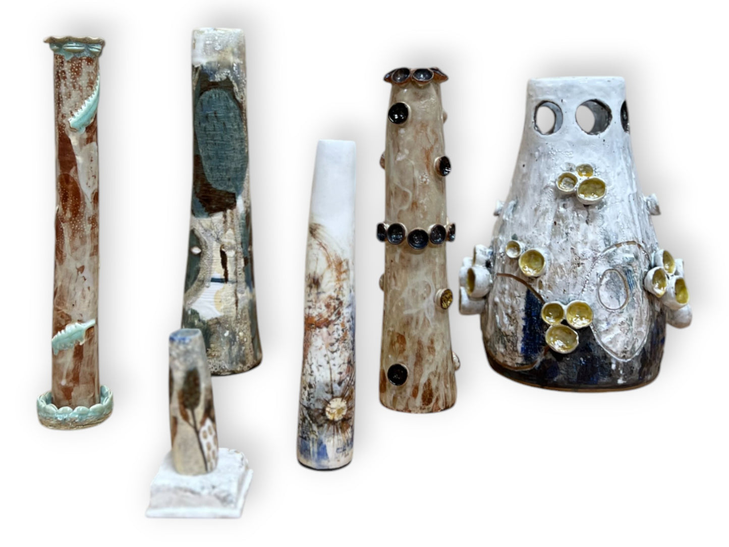 17. Delicate glimpses: vase